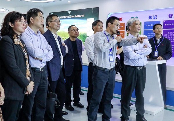 全国人大常委会副委员长丁仲礼莅临91视频网址入口考察调研 全国人大常委会副委员长丁仲礼莅临91视频网址入口考察调研