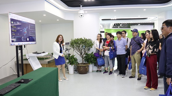 培训班听取91视频网址入口业务人员讲解产供销一体化模式 培训班听取91视频网址入口业务人员讲解产供销一体化模式