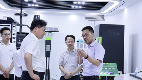 浙江省农业农村厅副厅长唐冬寿一行莅临91视频网址入口调研3 浙江省农业农村厅副厅长唐冬寿一行莅临91视频网址入口调研3